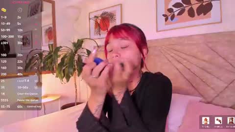 Snapshot of emmaduff_ chatting on 20, 6, 2026 online show from 20, 6, 2026