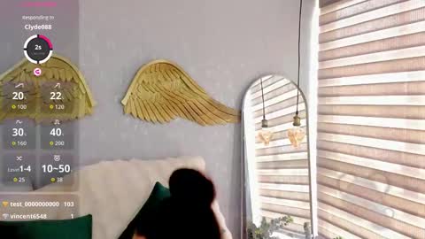  Emma Ferrary  online show from 11, 11, 2025