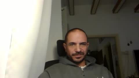 Ariel online show from 15, 12, 2024