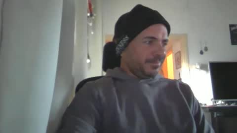 Ariel online show from 27, 1, 2025