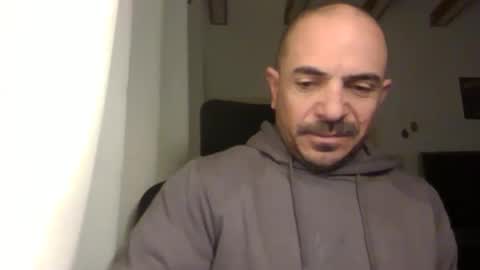 Ariel online show from 30, 1, 2025