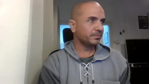 Ariel online show from 22, 2, 2025