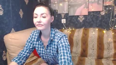 EmmaGoldX online show from 15, 12, 2024