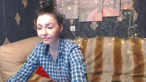 EmmaGoldX online show from 15, 12, 2024