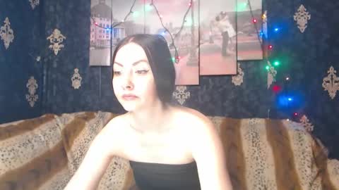 EmmaGoldX online show from 6, 3, 2025
