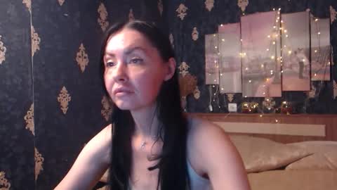 EmmaGoldX online show from 17, 10, 2025