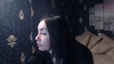 EmmaGoldX online show from 7, 1, 2026