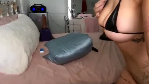 emmagray01 online show from 31, 1, 2025