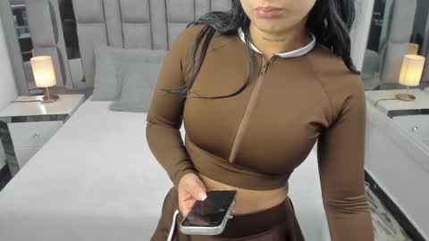 EMMA HILL online show from 19, 12, 2025