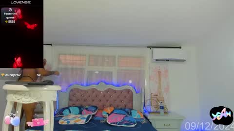 Snapshot of emmahills_sex chatting on 9, 12, 2024 Emma online show from 9, 12, 2024