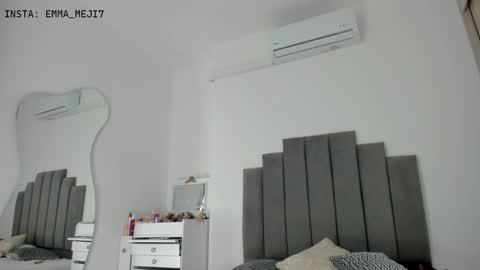 Snapshot of emmamejia7 chatting on 14, 12, 2024 online show from 14, 12, 2024