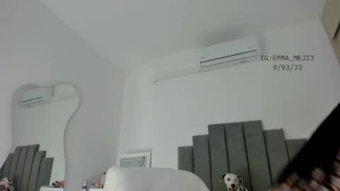 Snapshot of emmamejia7 chatting on 10, 3, 2025 online show from 10, 3, 2025