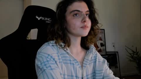 Emma online show from 25, 12, 2024