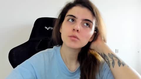 Emma online show from 14, 12, 2025