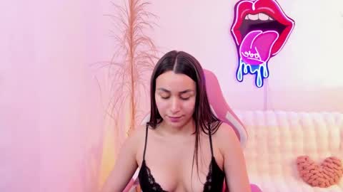 Emma  online show from 14, 10, 2025