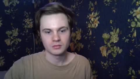 Snapshot of emmanuel_manny chatting on 5, 12, 2025 emmanuel_manny online show from 5, 12, 2025