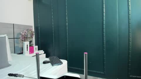  Emma  online show from 30, 3, 2026