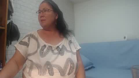 Snapshot of emmasquirt69 chatting on 14, 12, 2025 emmasquirt69 online show from 14, 12, 2025