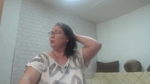 Snapshot of emmasquirt69 chatting on 1, 2, 2026 emmasquirt69 online show from 1, 2, 2026