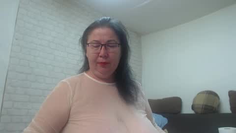 Snapshot of emmasquirt69 chatting on 15, 2, 2026 emmasquirt69 online show from 15, 2, 2026