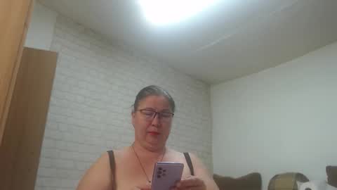 Snapshot of emmasquirt69 chatting on 30, 3, 2026 emmasquirt69 online show from 30, 3, 2026