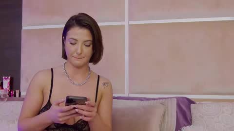 Emma Willinson online show from 20, 2, 2026