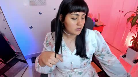 Snapshot of emmax_x chatting on 25, 1, 2025 EMMA online show from 25, 1, 2025