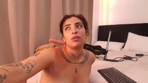 emmi_11 online show from 14, 2, 2026