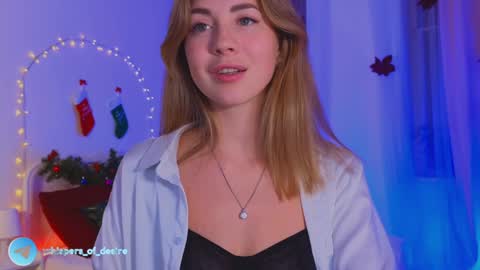 Snapshot of emmi_rosee chatting on 4, 1, 2025 Miss Emmi online show from 4, 1, 2025