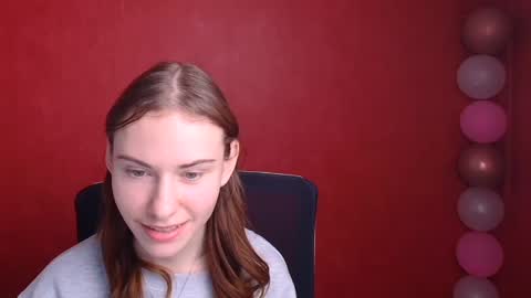 Emmi online show from 26, 2, 2025