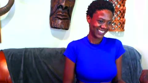 Snapshot of emmiblaq chatting on 18, 6, 2026 emmiblaq online show from 18, 6, 2026