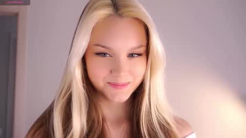 Aurora online show from 10, 9, 2025