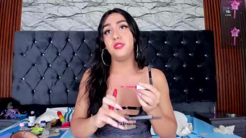 Emely online show from 17, 12, 2024