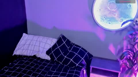 Snapshot of emmy__smith chatting on 23, 11, 2025 emmy__smith online show from 23, 11, 2025