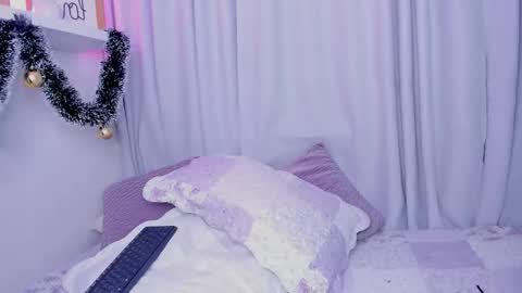 Emmy Heart online show from 15, 12, 2025