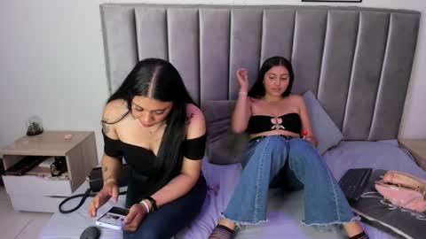 Snapshot of emmy_turnner chatting on 5, 2, 2025 Emily Laila online show from 5, 2, 2025