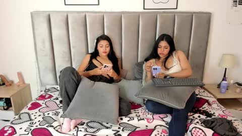 Snapshot of emmy_turnner chatting on 6, 3, 2025 Emily Laila online show from 6, 3, 2025