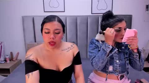 Snapshot of emmy_turnner chatting on 9, 10, 2025 Emily Laila online show from 9, 10, 2025