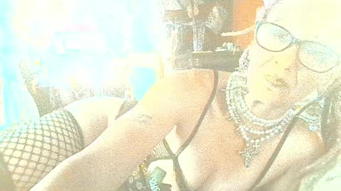 emmybaby5250 online show from 25, 3, 2026