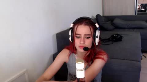 Snapshot of emmylies chatting on 28, 12, 2024 Emmymy favourite tips100035122212377pvt open online show from 28, 12, 2024