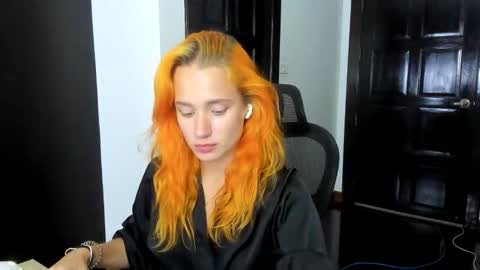 Snapshot of emmylies chatting on 1, 3, 2026 Emmymy favourite tips100035122212377pvt open online show from 1, 3, 2026