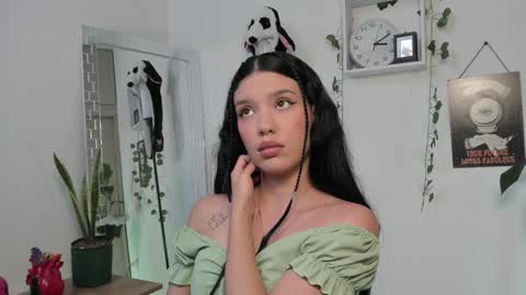 Snapshot of emperatriiiz chatting on 30, 1, 2025 Emperatriz online show from 30, 1, 2025