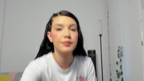 Snapshot of emperatriiiz chatting on 23, 11, 2025 Emperatriz online show from 23, 11, 2025