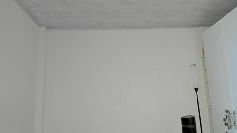 Snapshot of emperatriiiz chatting on 2, 12, 2025 Emperatriz online show from 2, 12, 2025