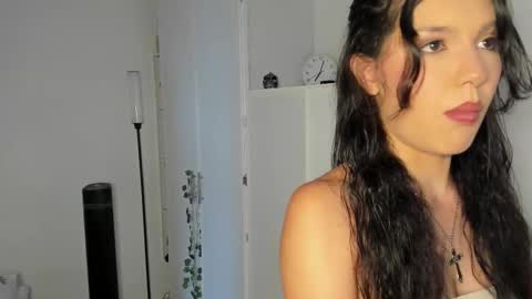 Snapshot of emperatriiiz chatting on 5, 12, 2025 Emperatriz online show from 5, 12, 2025