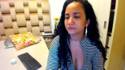 Snapshot of emperatriztapia chatting on 14, 7, 2026 emperatriztapia online show from 14, 7, 2026