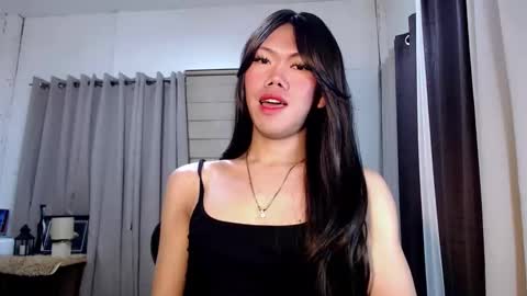 Snapshot of empress_empiretiara chatting on 26, 3, 2026 tiara online show from 26, 3, 2026