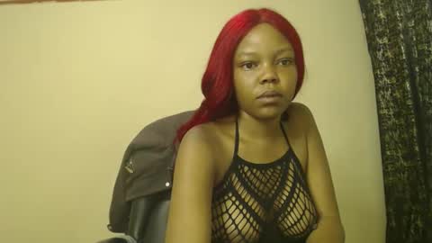 Snapshot of empressvee25 chatting on 14, 1, 2026 empress online show from 14, 1, 2026