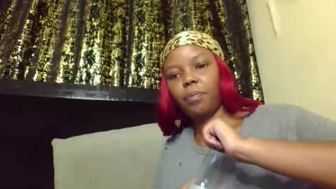 Snapshot of empressvee25 chatting on 14, 3, 2026 empress online show from 14, 3, 2026