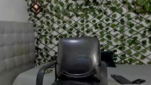 Emy online show from 8, 1, 2026